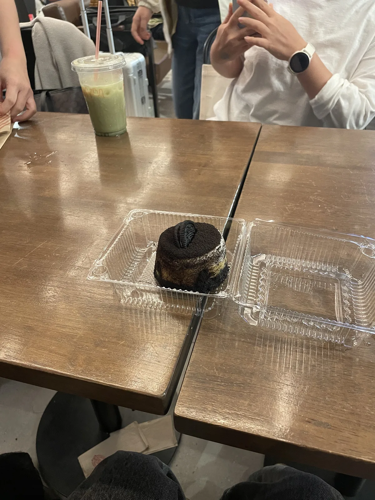 b05